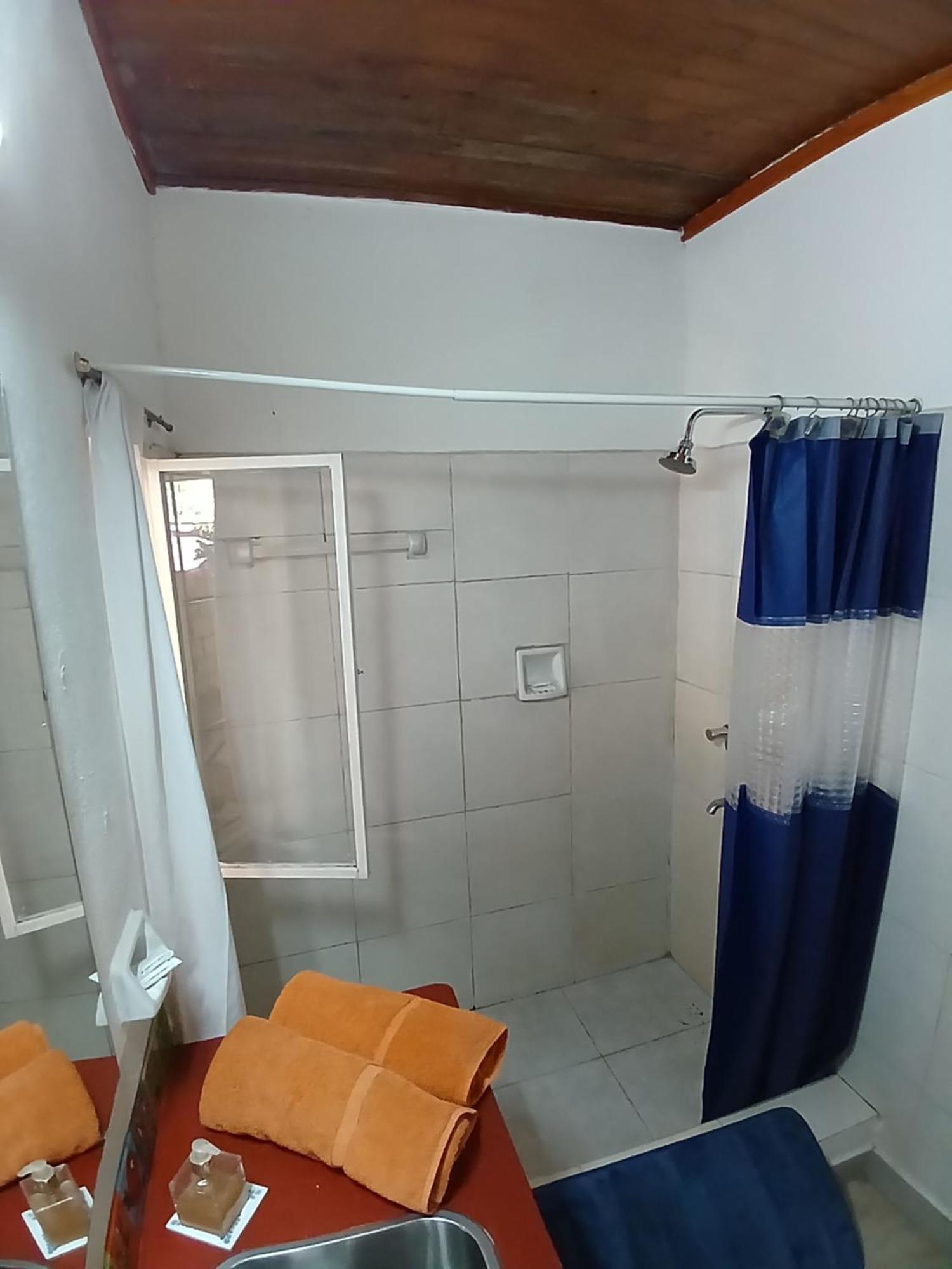 Aloha Apartment *